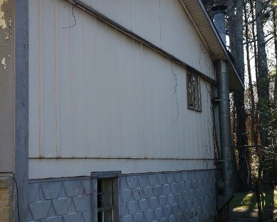 2nd image of 1033 Lynwood Pl