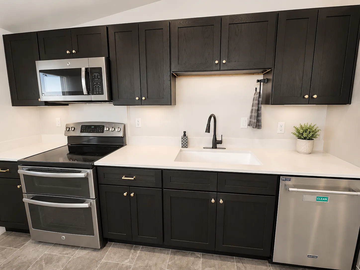 2 bed, 1237 sqft, $3,000 — Photo 1
