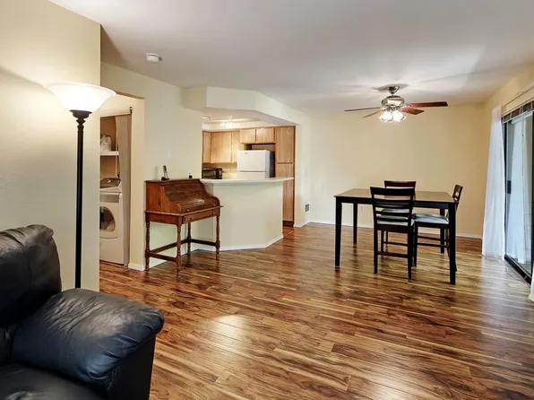 1300 Bellevue Way NE APT 7, Bellevue, WA 98004