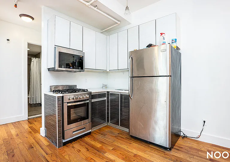 325 Franklin Ave #2C — Photo 7