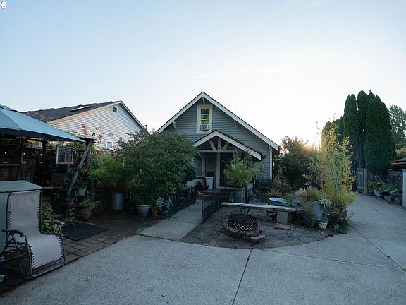 5th image of 11317 NW 6th Ave