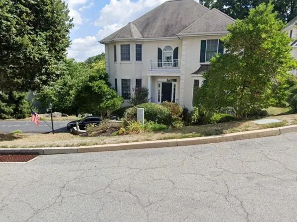 107 Merion Hill Ln, Conshohocken, PA 19428
