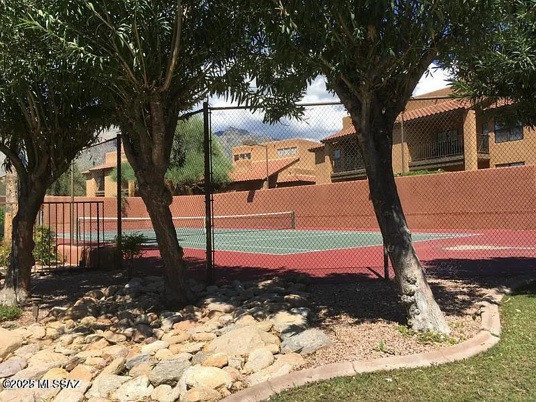 6651 N Campbell Ave #281 — Photo 32