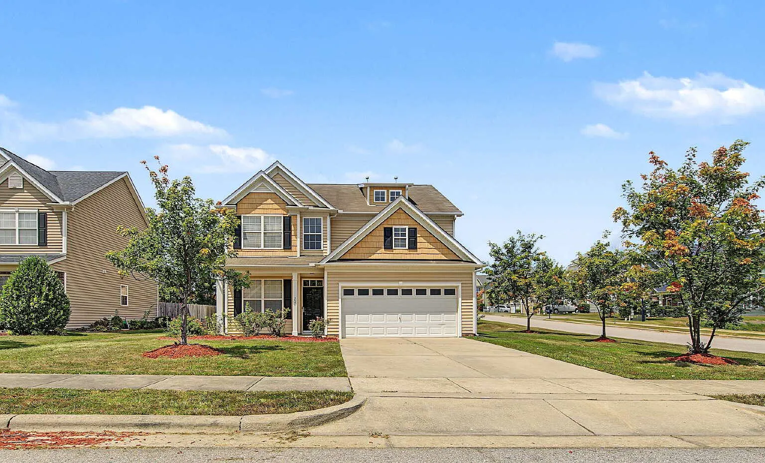 4 bed, 3.5 bath, 2848 sqft, $2,550 — Photo 3