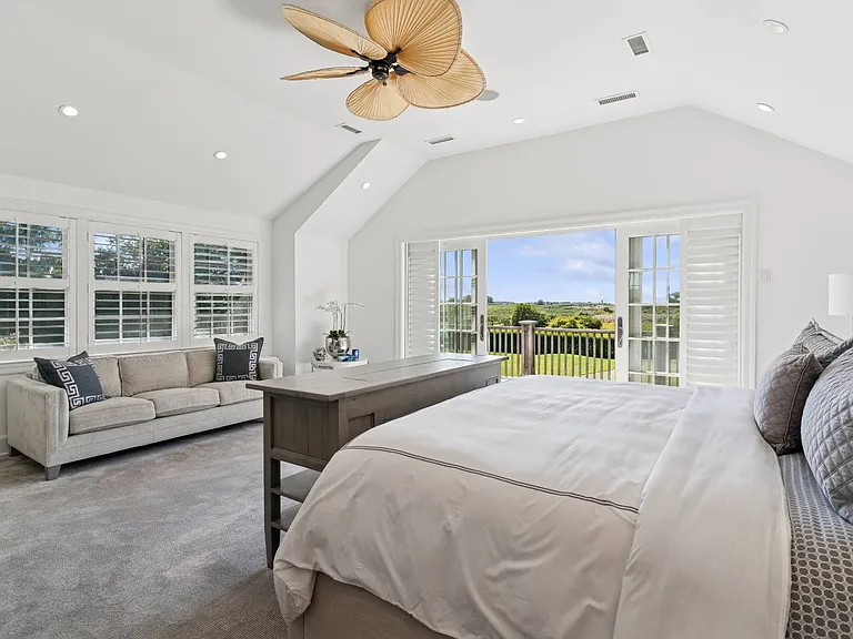 Mecox Bay Ln — Photo 15
