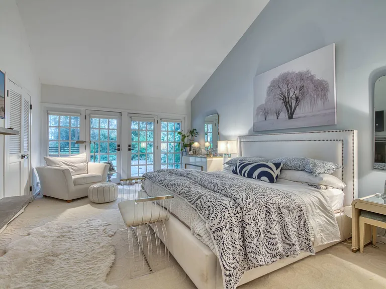 1 Wagon Ln — Photo 9