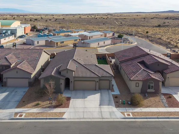 7468 Weminuche Rd NW, Albuquerque, NM 87114