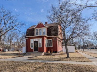 100 E 5th St, Morris, MN, 56267