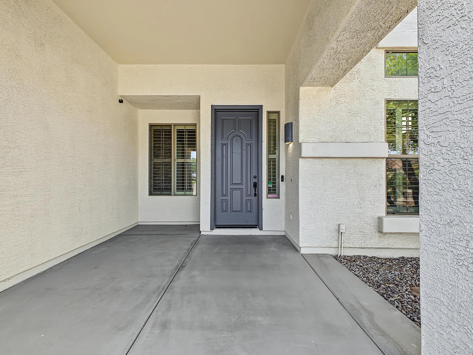 5 bed, 3600 sqft, $3,900 — Photo 2