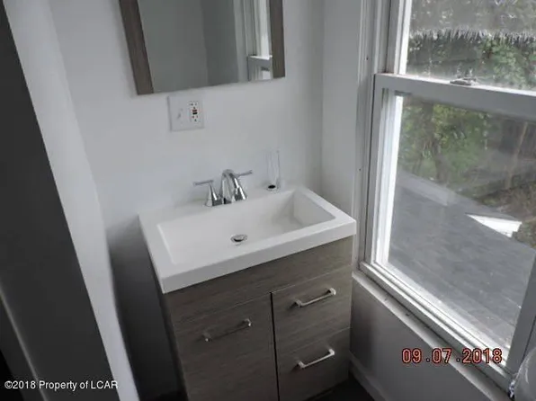 156 Willow St, Plymouth, PA 18651