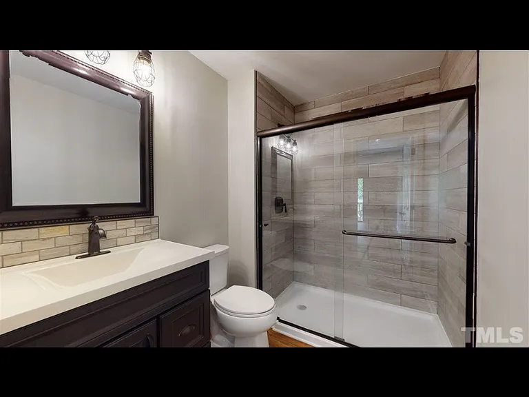 111 Brookberry Cir — Photo 15