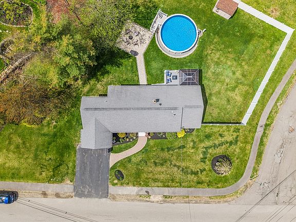 2nd image of 23 Herrick Rd
