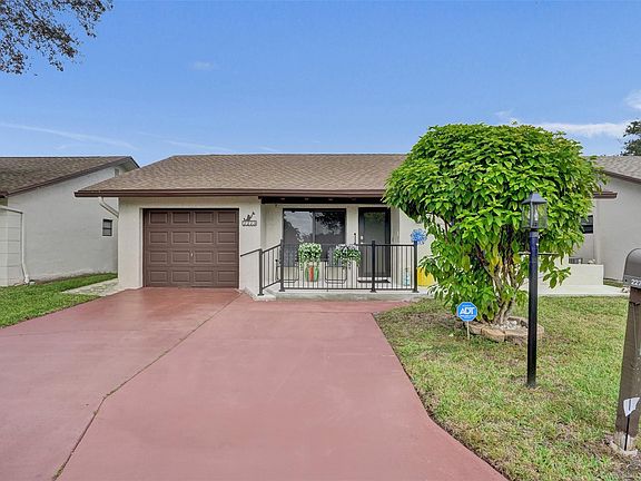 3rd image of 2273 SW 15th Place