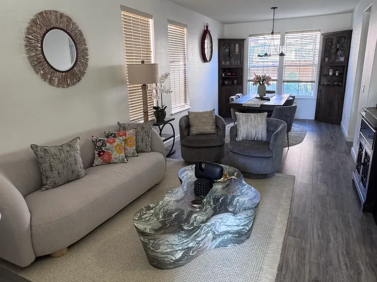 2012 Gossamer Ave — Photo 3