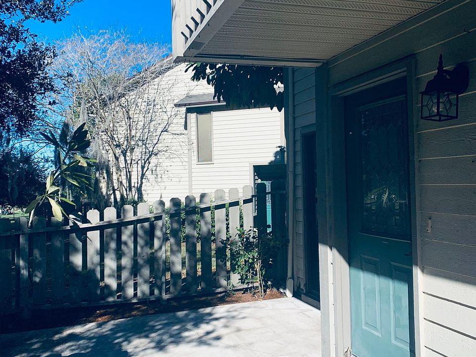 1st image of 716 N Highland Ave