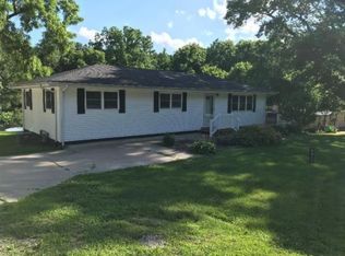 2910 Sand Hill Rd, Springfield, IL 62707