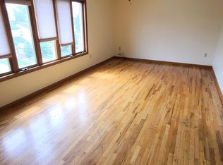 557 Park Pl #2, Lyndhurst, NJ 07071