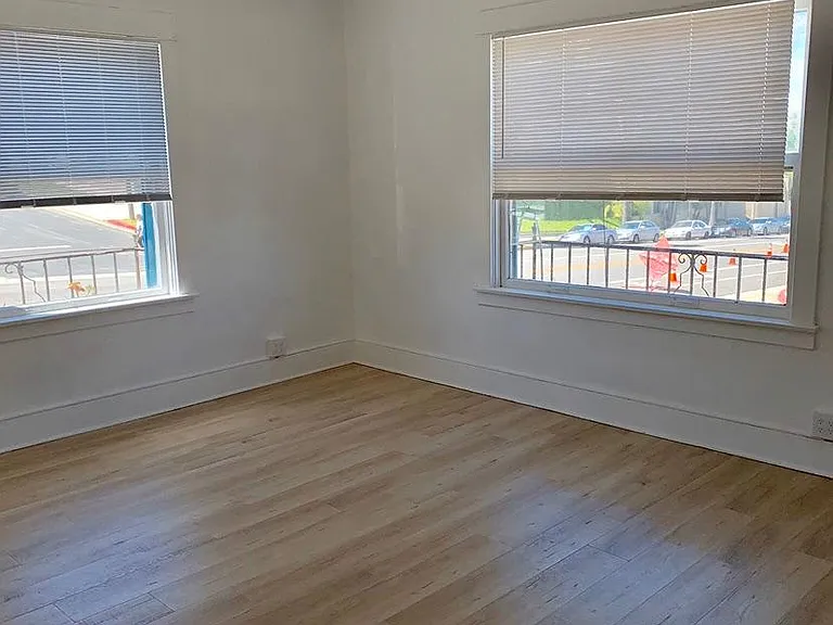 3700 S Pacific Ave #1 — Photo 7