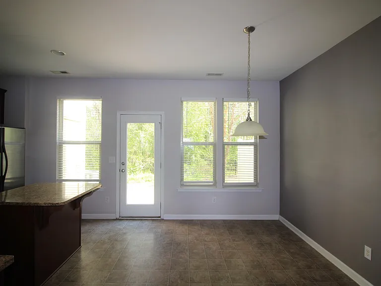 4436 Iyar Way — Photo 6