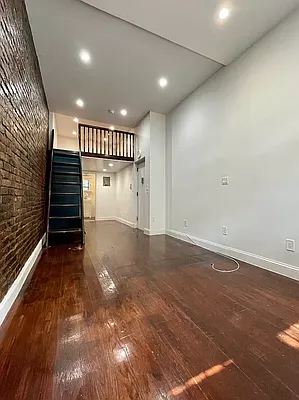 Rented by Corcoran | media 7