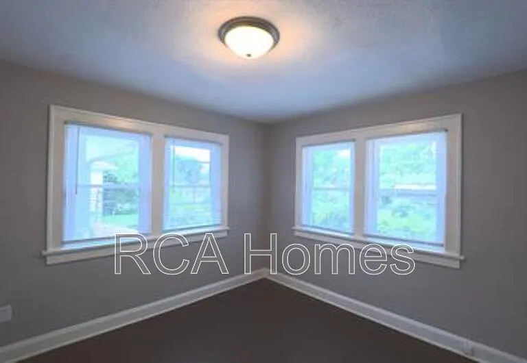 3618 Salem St — Photo 6