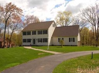 73 Oak Ridge Cir, Mahopac, NY 10541