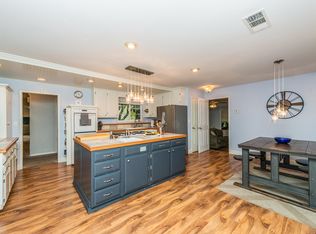 15977 Highland Cir, Redding, CA 96001