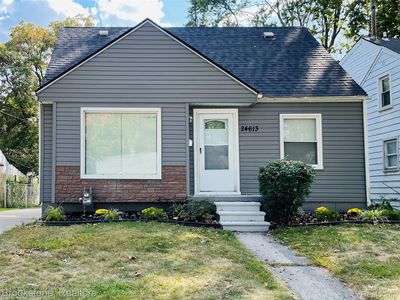 24613 Hopkins St, Dearborn Heights, MI, 48125