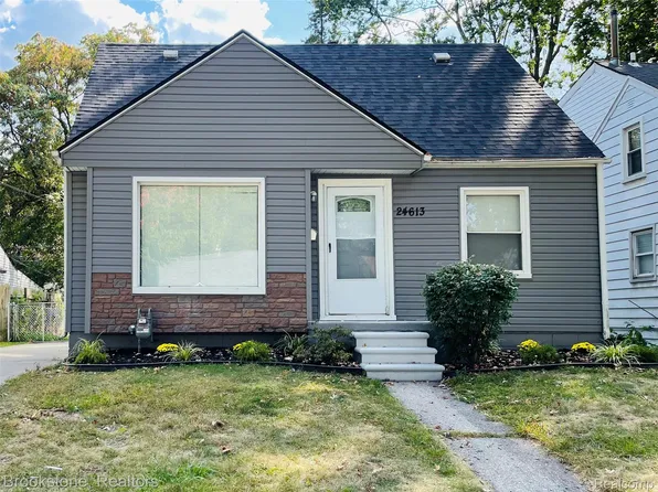 24613 Hopkins St, Dearborn Heights, MI 48125