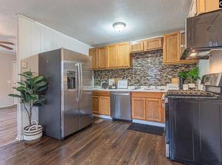 711 Parrish Dr, Mullins, SC 29574