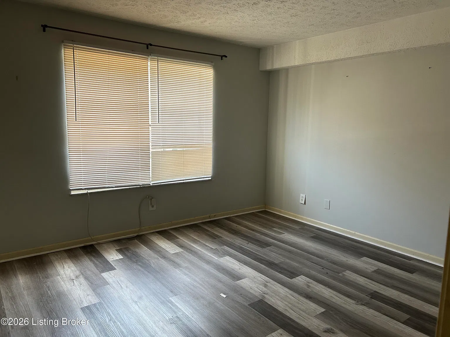 1 bed, 1.0 bath, 727 sqft, $850 — Photo 4