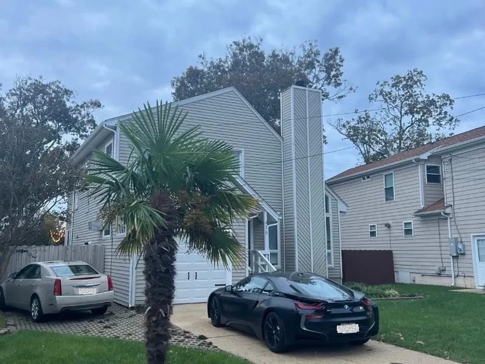 416 Pinewood Dr