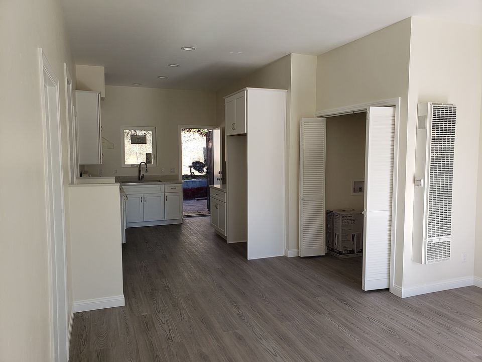 living room to kitchen