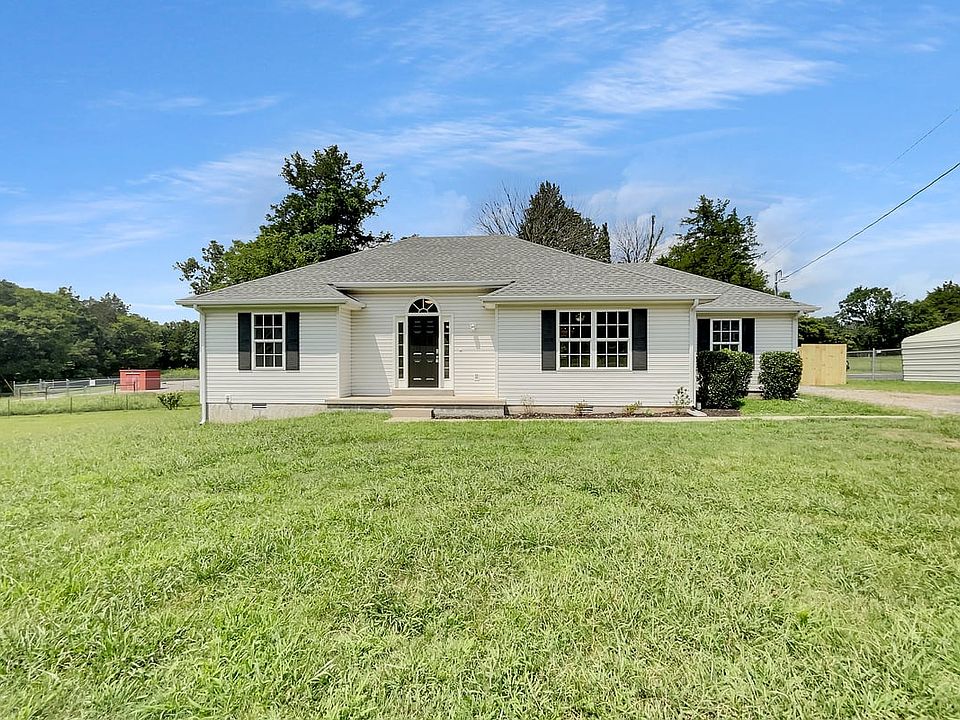 1st image of 321 Royal Garden Dr