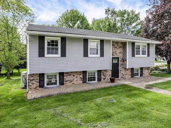 50 Washington St, Centerburg, OH 43011