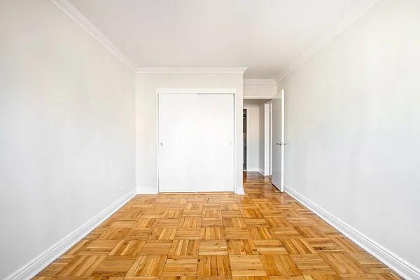 Rented by Stonehenge NYC LLC | media 9