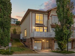 164 SW Rockyledge Vw NW #1, Calgary, AB T3G6B2