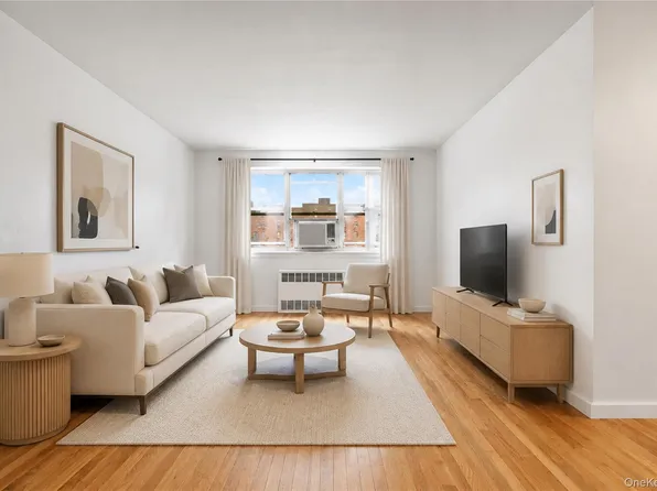 29-09 137th Street #3L, Flushing, NY 11354
