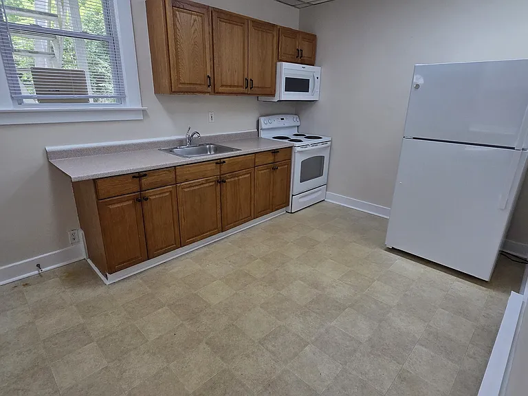 34 Channing St #1 — Photo 3