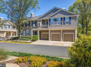 11405 Windleaf Ct APT 28, Reston, VA 20194
