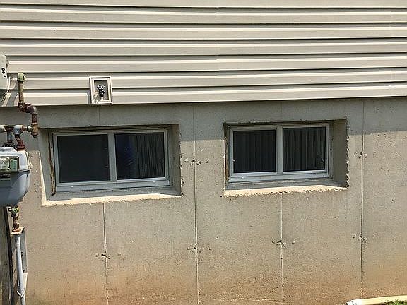 5th image of 5905 Woodbrook Dr