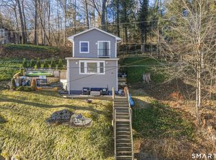 12 Bankside Trail, Newtown, CT 06482