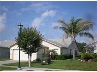 6633 Gentle Ben Cir, Zephyrhills, FL 33544