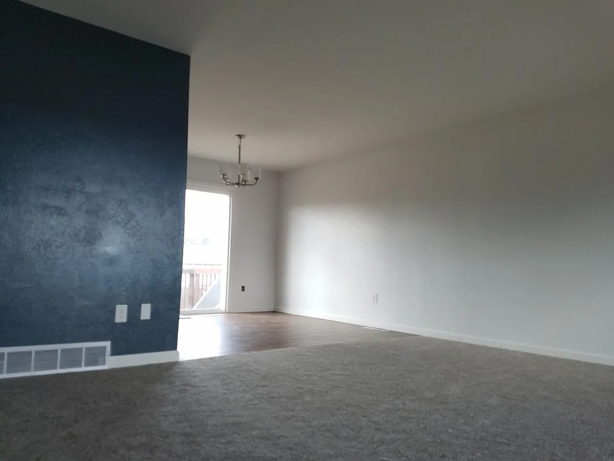 3 bed, 1750 sqft, $2,000 — Photo 3