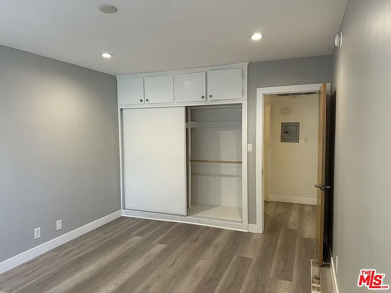 326 S Serrano Ave #4 — Photo 12