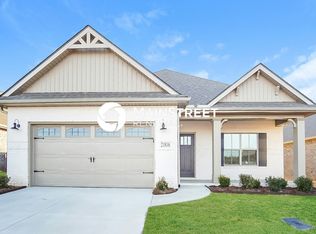 21816 Natures Cove Dr, Athens, AL 35613