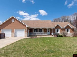 58360 193rd Ln, Mankato, MN 56001