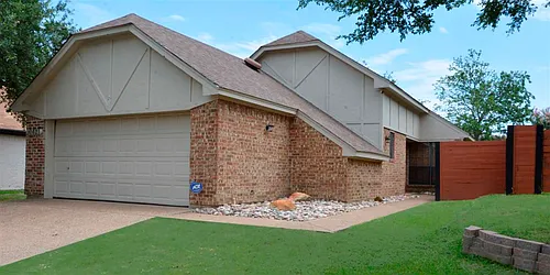 10621 Tall Oak Dr Photo 1