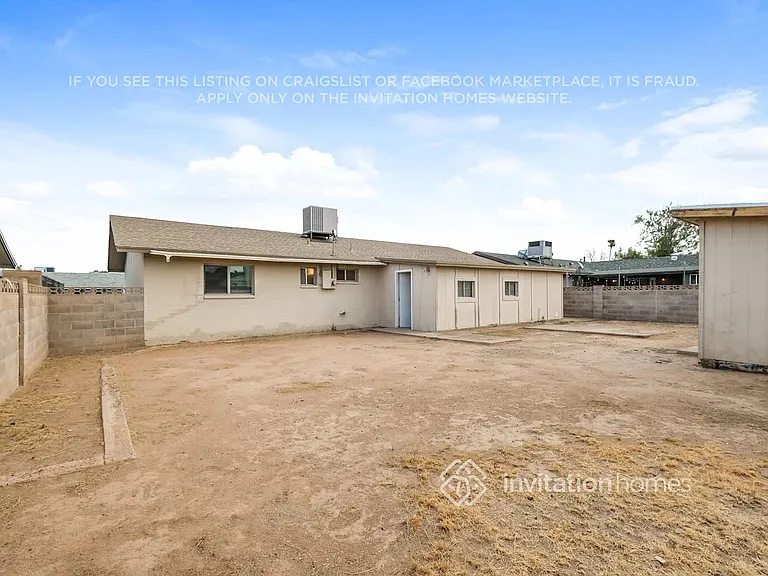 823 W 17th Pl — Photo 16