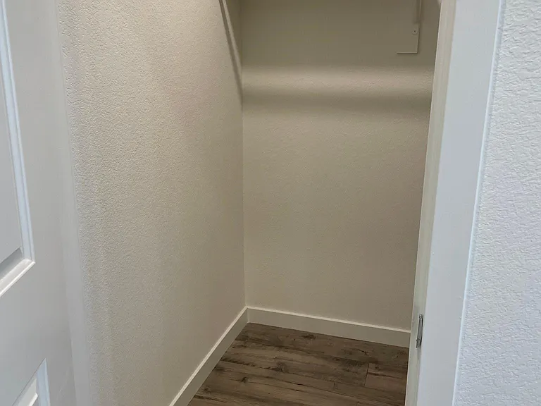 5040 Molino Cir — Photo 6